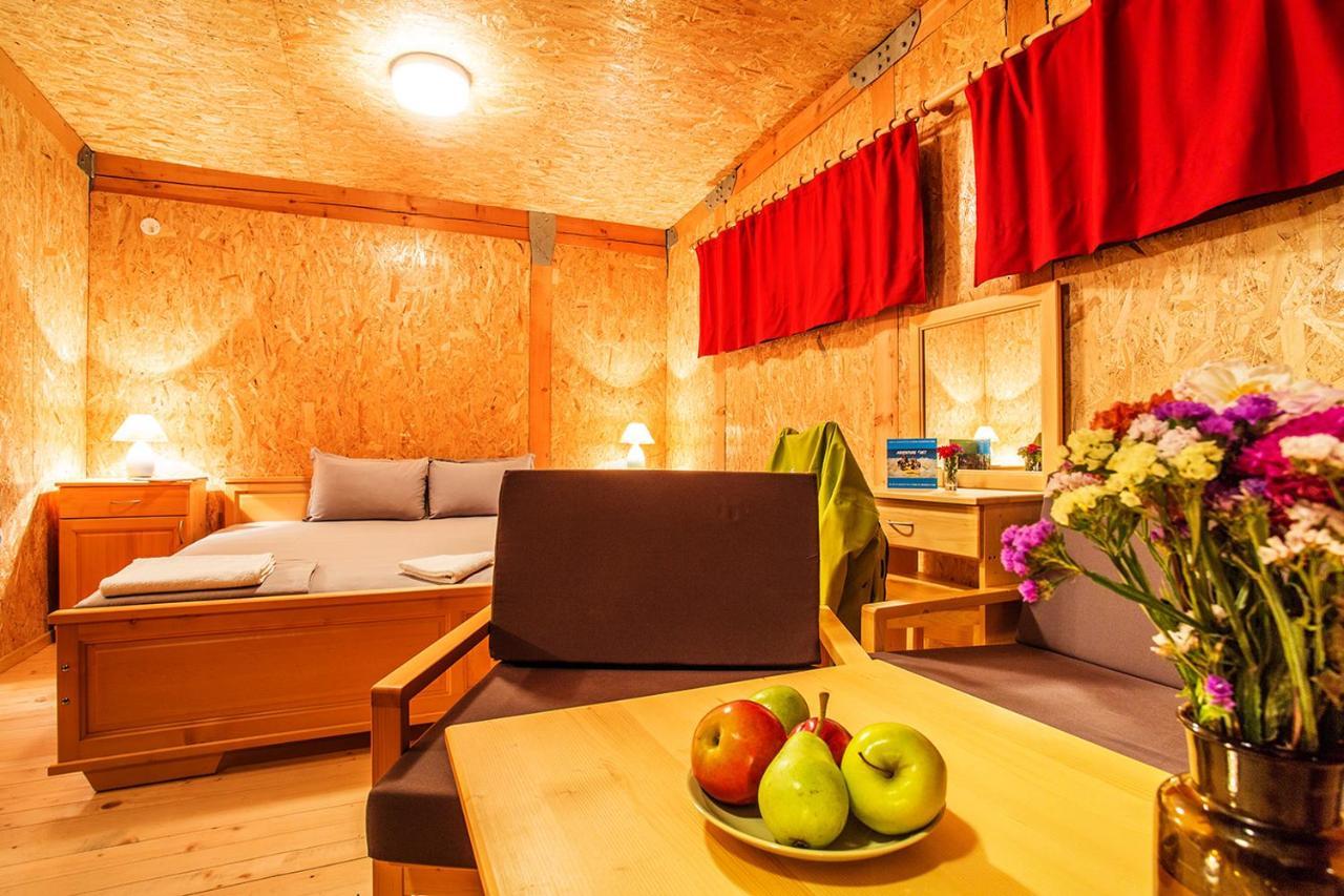Debeli Dab Hotell Stara Kresna Eksteriør bilde